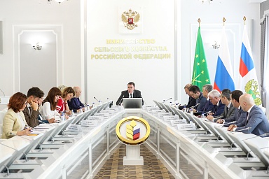 Дмитрий Патрушев обсудил с главой Адыгеи перспективы развития АПК региона