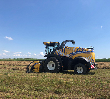 Кормоуборочный комбайн New Holland FR650. Сила и мощь с полей для здорового рациона крупного рогатого скота